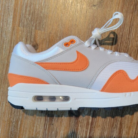 Nike Air Max 1 | Neutral Grey/Safety Orange | Women’s 9 / Men’s 7.5 | New - Picture 6 of 9